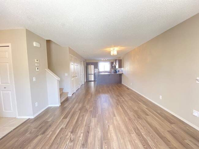 Building Photo - 96 New Brighton Grove SE