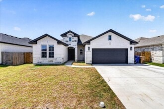 Building Photo - 2605 Lannister Ln
