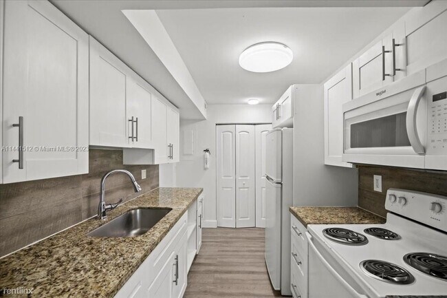 Foto del edificio - 4 br, 2 bath House - 7801 NW 70th Ave