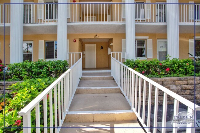 Foto del edificio - ***FIRST FLOOR CONDO***NAPLES SANDPIPER BA...