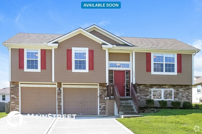 Building Photo - 1603 NW Hilltop Ln