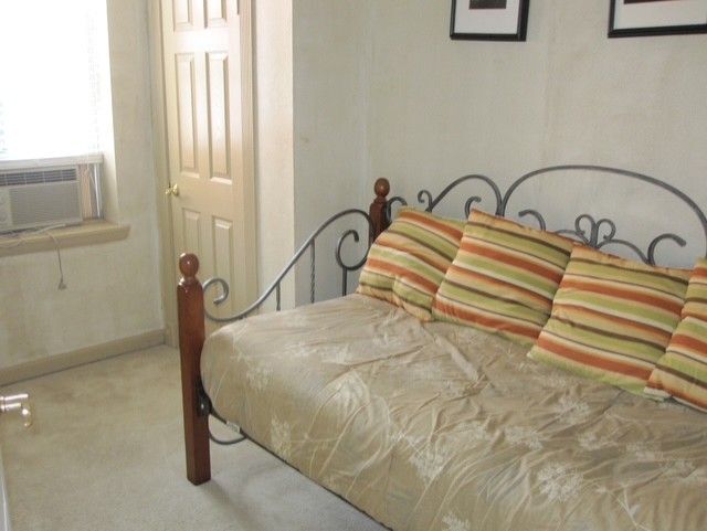 Foto del edificio - 735 6th St NE