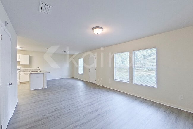 Building Photo - 5047 Sandy Hill Dr