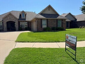 Building Photo - 4916 Fawn Run Dr