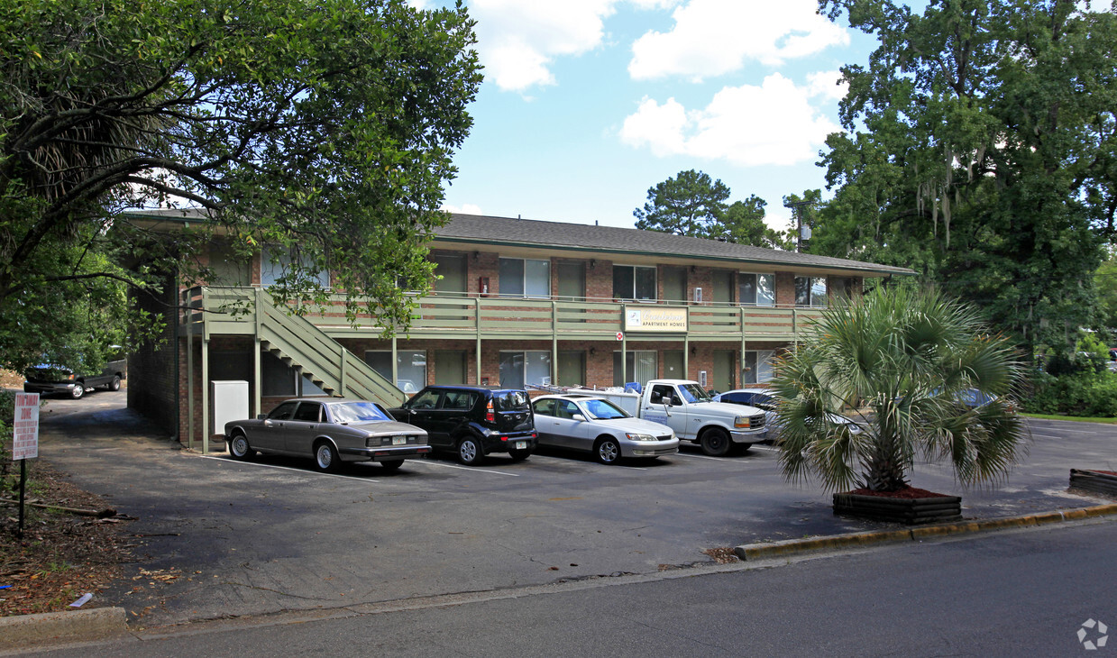 Foto del edificio - Crestview Apartment Homes