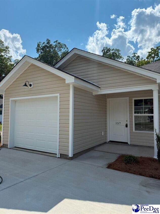 Foto principal - 159 N Homestead Dr