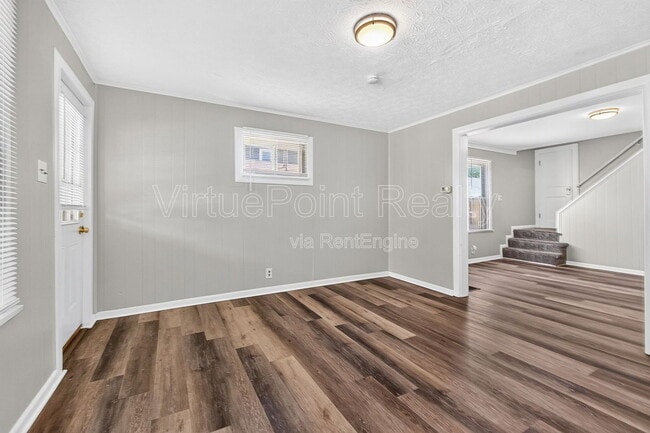 Foto del edificio - 329 S Wayne Ave