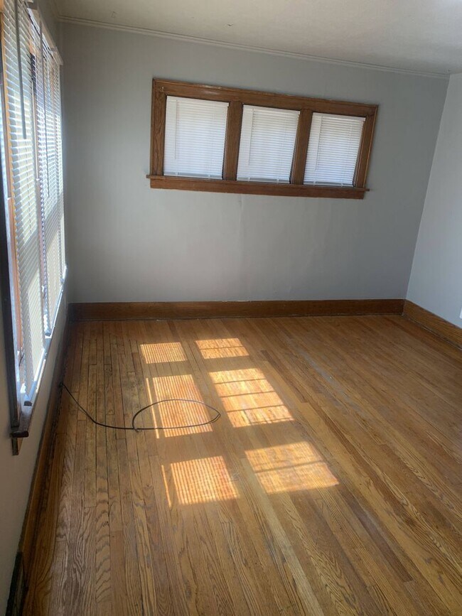 Photo - 3146 Mason St Apartment