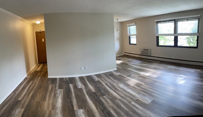 Building Photo - 3117 Virginia Ave S