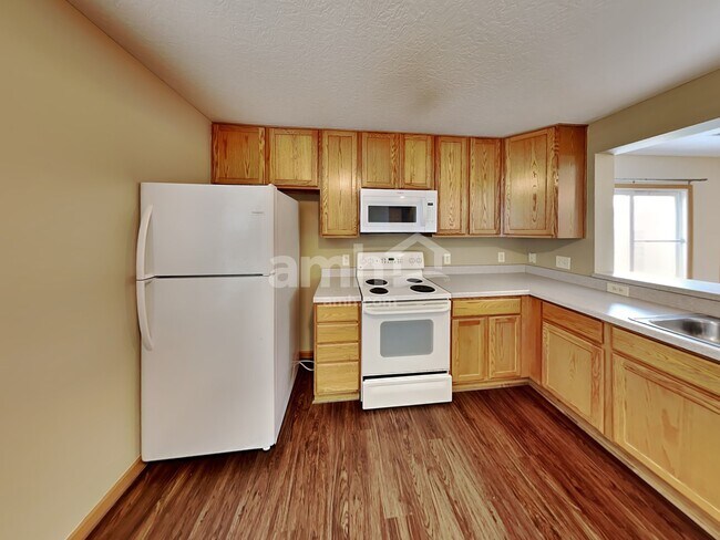 Foto del edificio - 5822 Annmary Rd