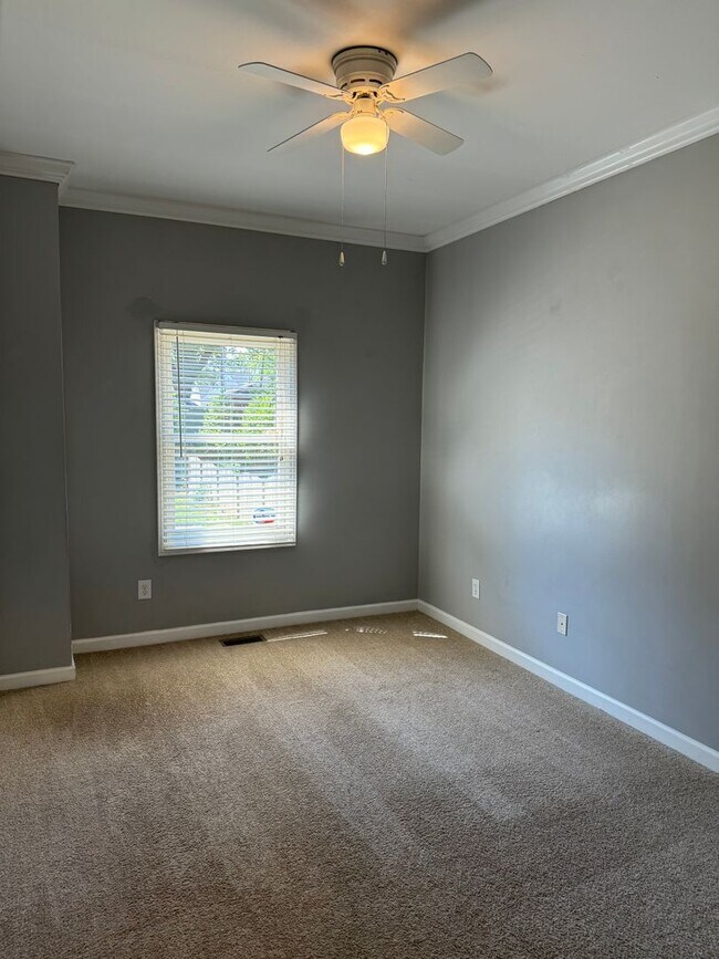 Photo - Price & Location! House