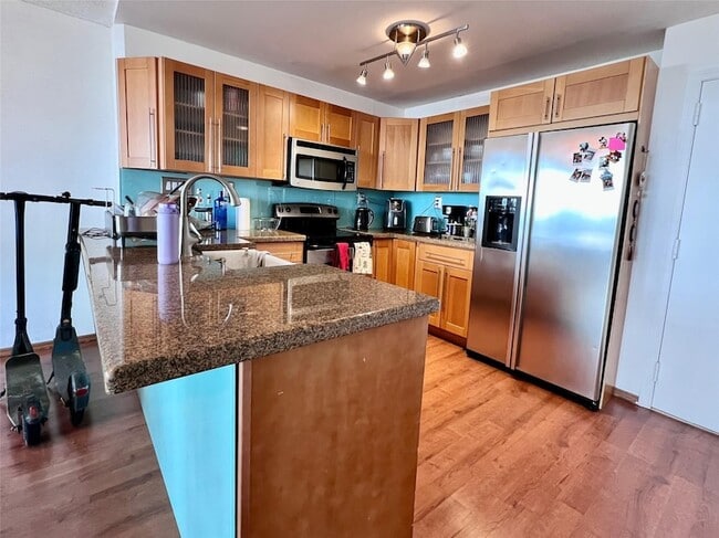 Photo - 600 NE 36th St Apartment