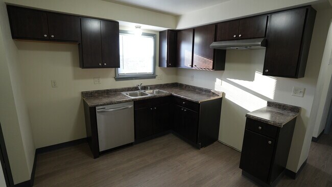 Building Photo - 4843 N 91st St