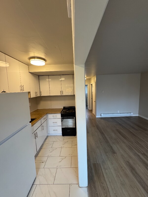 Foto del edificio - 4640 22nd Ave NE