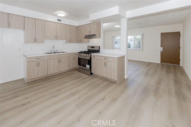 Foto del edificio - 7143 Bellaire Ave