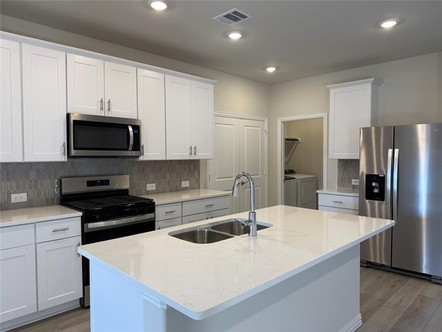 Foto del edificio - 1736 Arches Rd