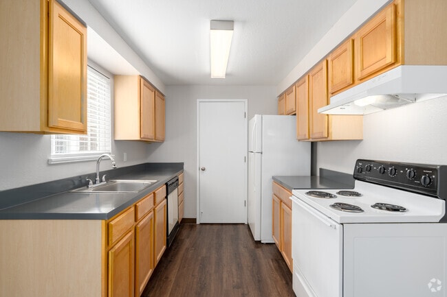 1 dormitorio, 1 baño - 640 pies cuadrados - Cocina - West End Apartments