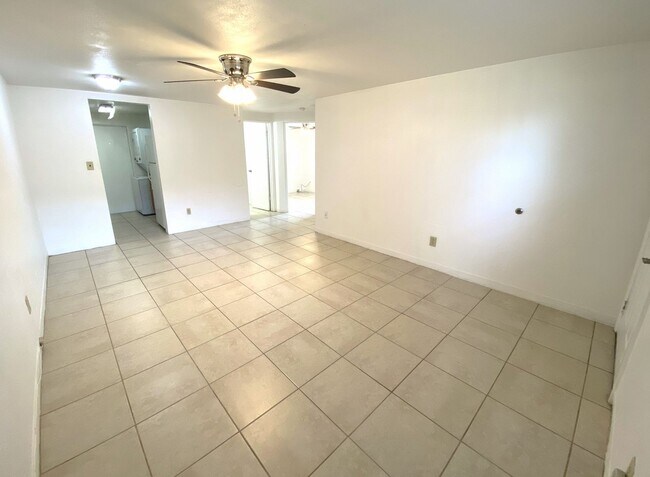 Foto del edificio - 908 SW 6th Ave