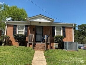 Building Photo - 1600 Catherine Simmons Ave