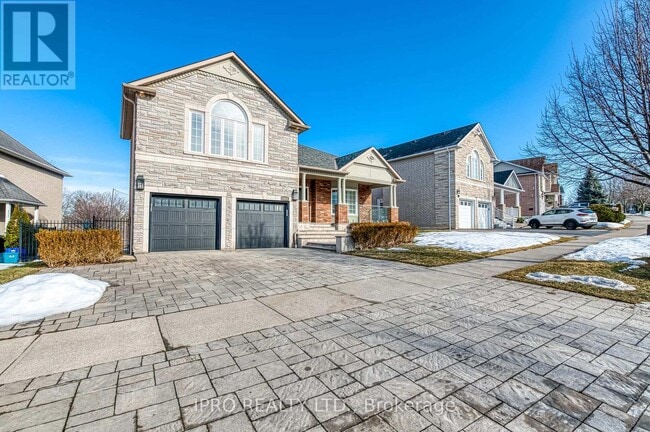 Building Photo - 462 Delaney Dr