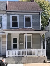 Building Photo - 131 Porter Ave