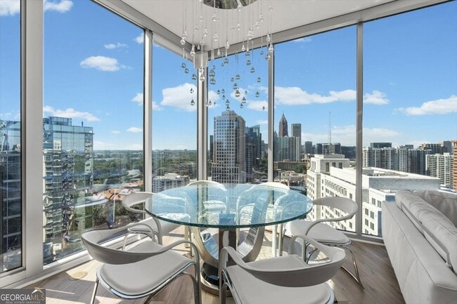 Foto del edificio - 1080 Peachtree St NE