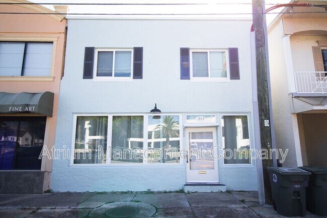 Foto del edificio - 311 1/2 S Palmetto Ave