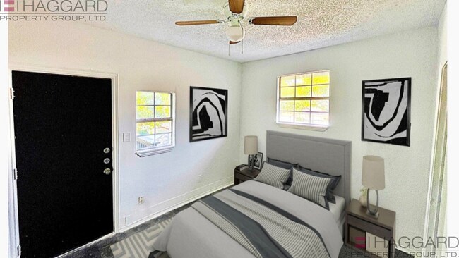 Building Photo - Walking Distance to the Stockyards!