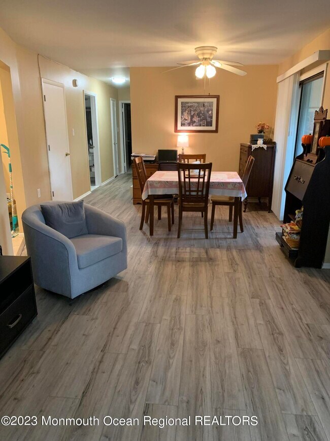 120 Amberly Dr, Manalapan Township, NJ 07726 House Rental in