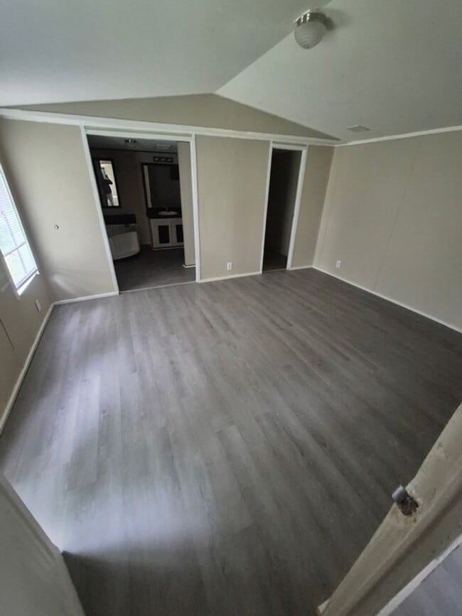 Building Photo - Claremore Rentals | Comfortable 2BR & 3BR Units Available