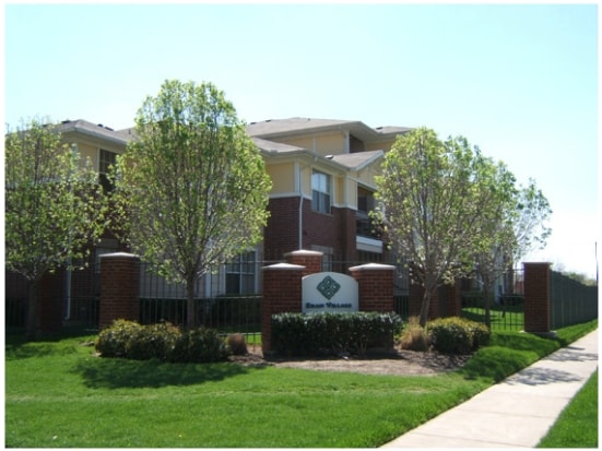 Primary Photo - Eban Village Apartments
