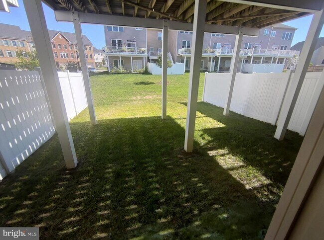 Building Photo - 21252 Barley Hall Terrace