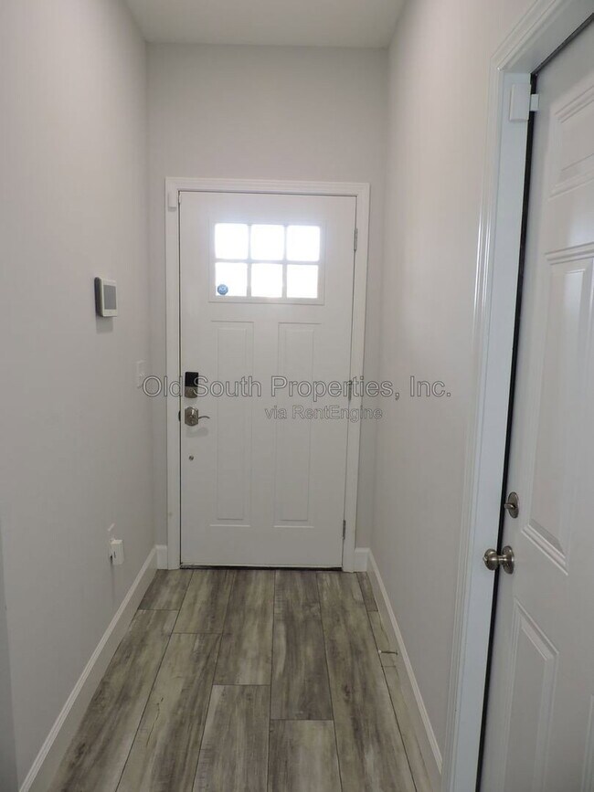 Foto del edificio - 5308 Cambria Dr