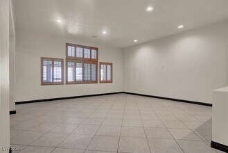 Building Photo - 8225 Cabin Springs Ave