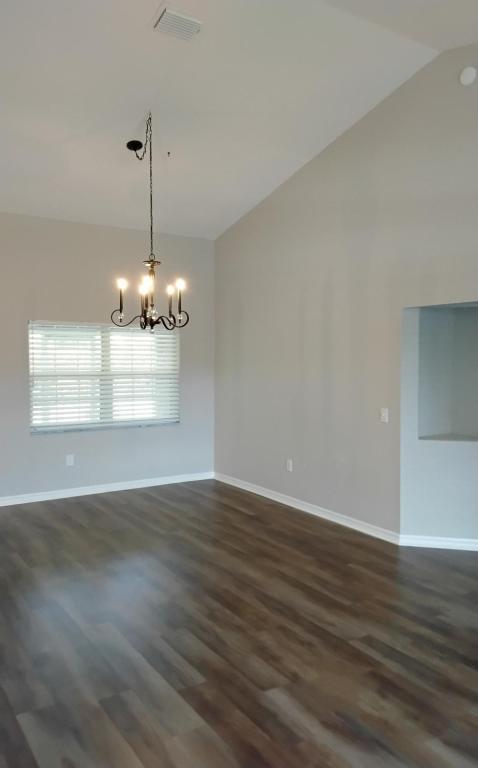 Foto del edificio - 3909 SE 8th St