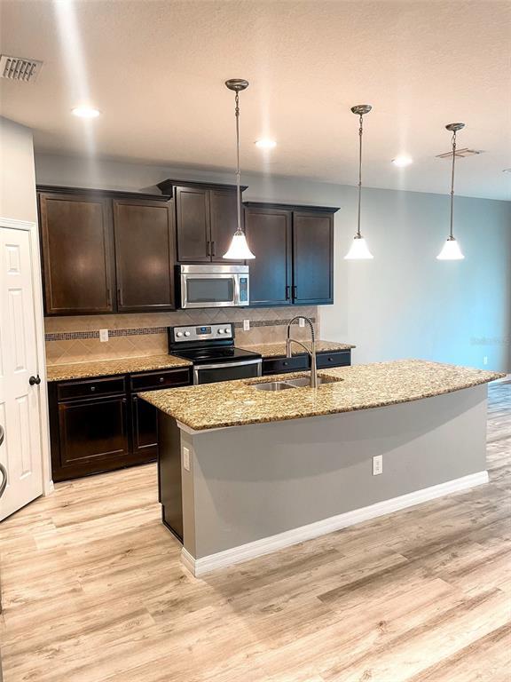 Building Photo - 11019 55th Ct E