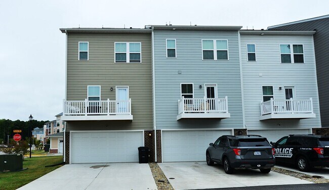 Foto del edificio - Harbour View Townes!