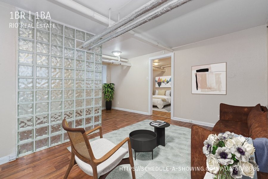 Foto principal - 1030 N Pearl St