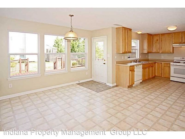 Foto del edificio - 304 E Clear Lake Ln