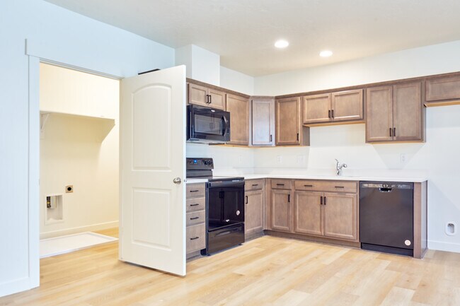 Foto del edificio - 4634 N Browning Wy