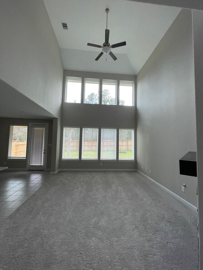 Foto del edificio - 2216 Gadwall Ct