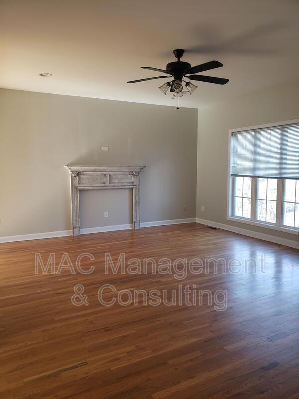 Foto del edificio - 1028 Nottingham Dr