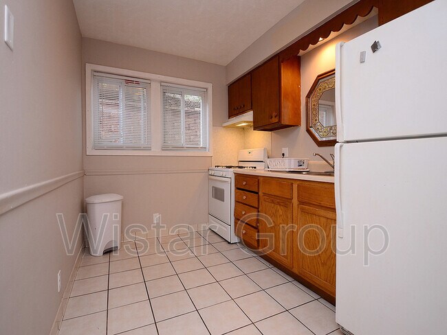 Foto del edificio - 3520 Webster St
