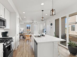 Building Photo - 1753 S Andes Cir