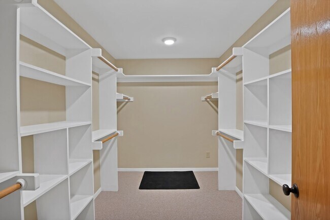 Building Photo - 14301 County Rd 511
