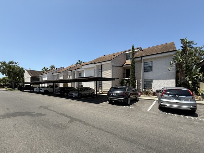 Building Photo - 4819 Puritan Cir