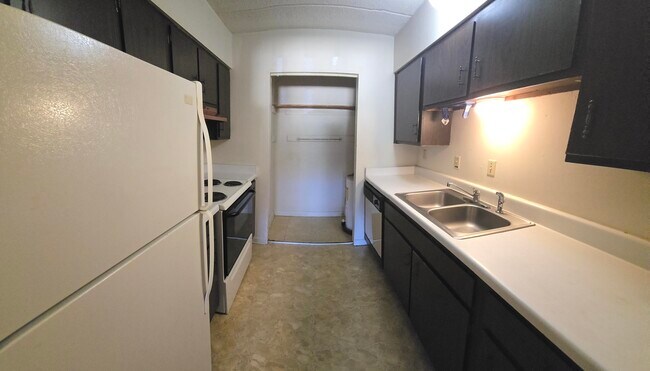 Foto del edificio - 209 W Miracle Strip Pkwy