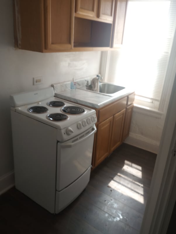 Photo - 6xx E Indiana Ave Apartment