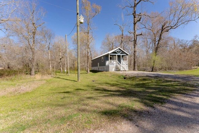 Foto del edificio - 129 Shoreline Dr