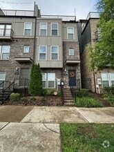 Building Photo - 2724 Grand Union Way